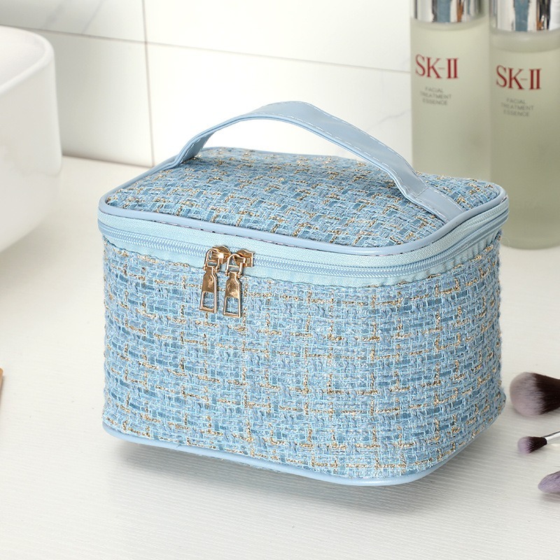 New Internet celebrity cosmetic bag, new cosmetics large-capacity storage bag, portable travel high-end small fragrance cosmetic bag