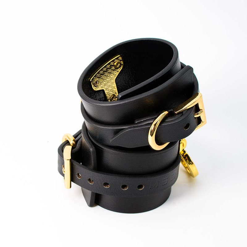 Piper - Cuffs - Daluse