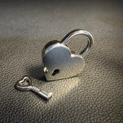 Daluse Gold Silver Heart Lock