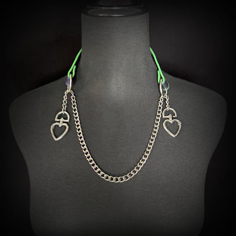 Daluse [Forest] Double Heart Shaped Buckle Titanium Steel Chain Colorful Leather Choker