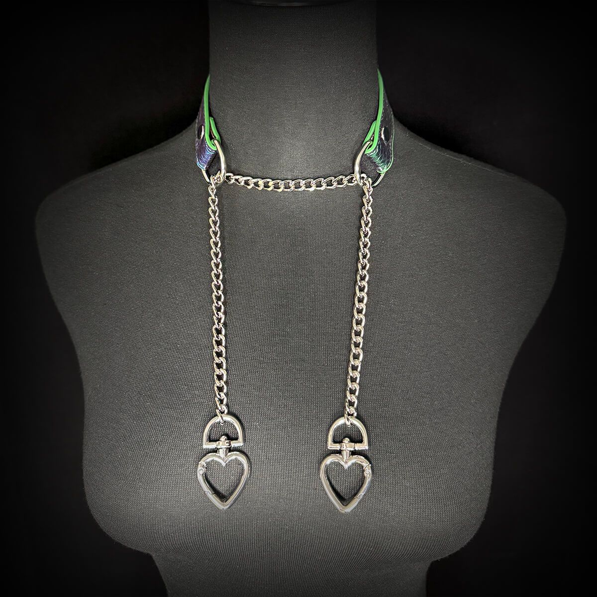 Daluse [Forest] Double Heart Shaped Buckle Titanium Steel Chain Colorful Leather Choker