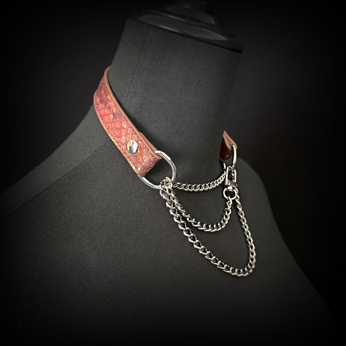 Daluse [Rachel] Gold Spotted Purple Orange Snake Pattern Leather Collar Single Titanium Steel Chain Versatile Fashion Choker