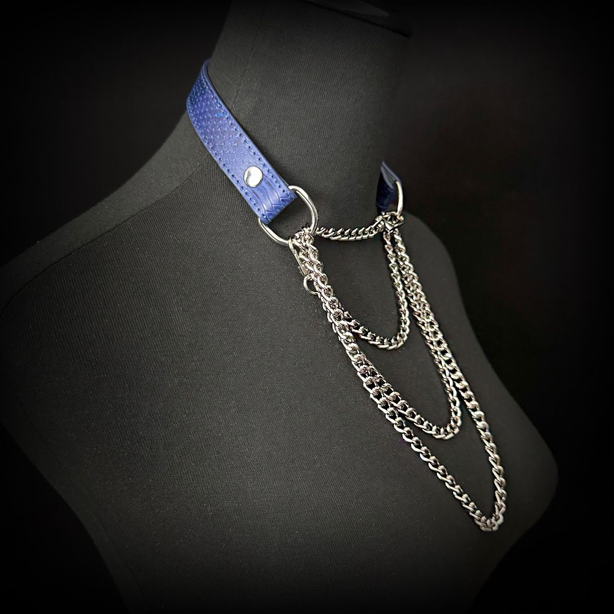 Daluse [Noelle] Blue Snake Leather Collar Double Titanium Steel Chain Adjustment Choker