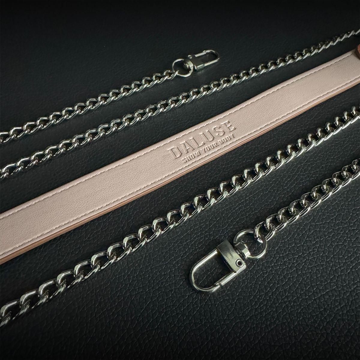 Daluse [Anais] Gold Spotted Purple Orange Snake Leather Choker Double Titanium Steel Chain Adjuster Necklace