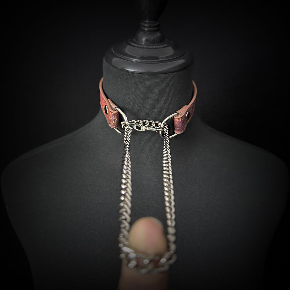 Daluse [Rachel] Gold Spotted Purple Orange Snake Pattern Leather Collar Single Titanium Steel Chain Versatile Fashion Choker
