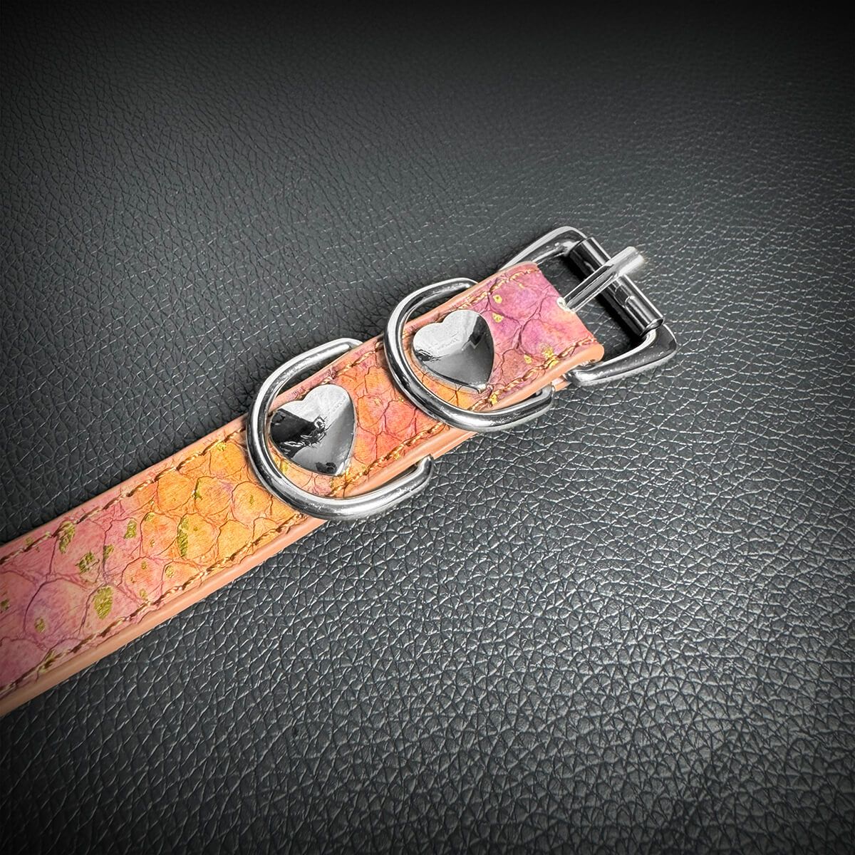Daluse [Seraphina] Gold Spotted Purple Orange Snake Leather Choker Angel Wings Crystal Pendant Adjustment Necklace