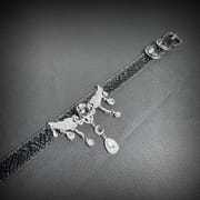 Daluse [Celestia] Crushed Ice Pattern Black Leather Choker Angel Wing Crystal Pendant Adjustable Necklace