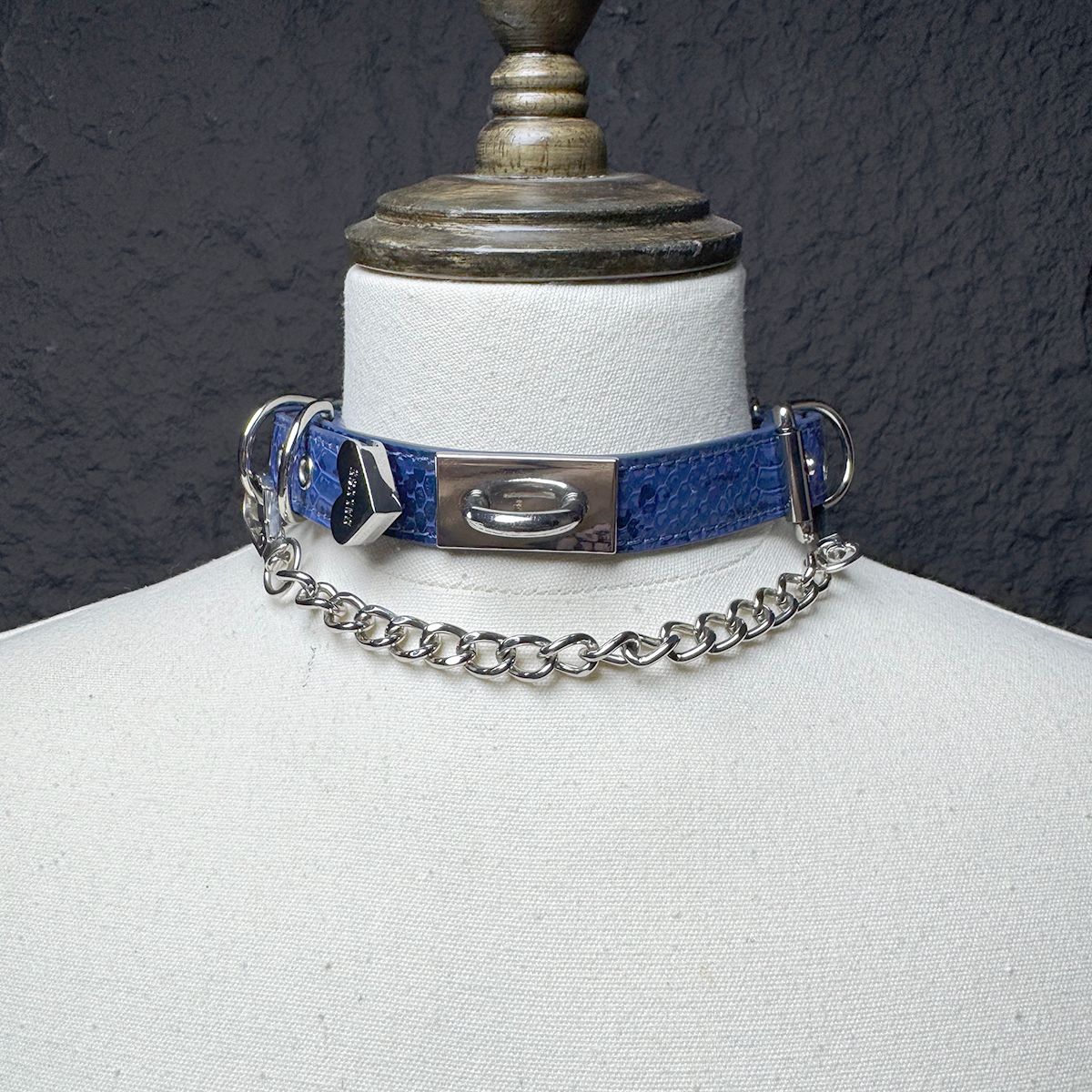 Daluse Snake Pattern Leather Silver Chain Adjustable Choker Necklace