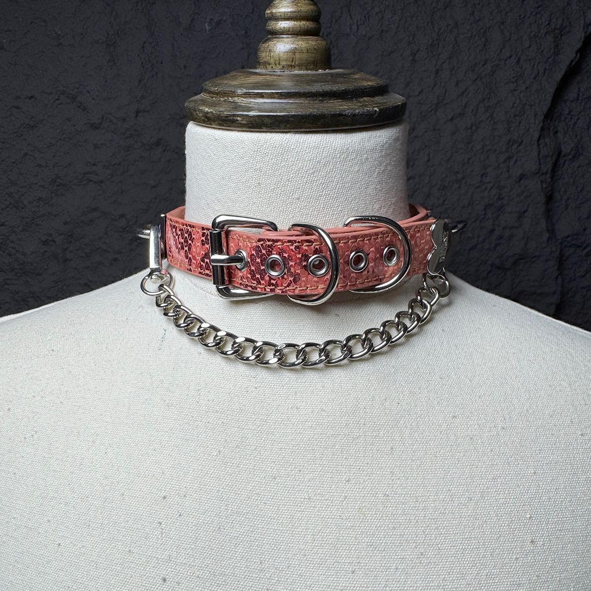 Daluse Snake Pattern Leather Silver Chain Adjustable Choker Necklace
