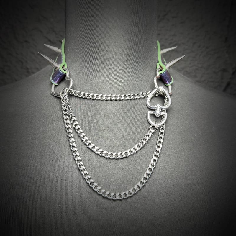 Daluse [Stahl​] Colorful Color-Changing Leather Rivet Heart-Shaped Clasp Choker, Single Titanium Steel Chain Adjustment Necklace