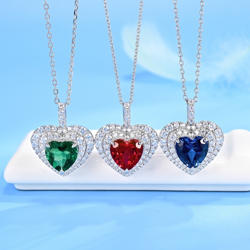 925 Silver Bred Emerald Heart Pendant without Chain (POO76)