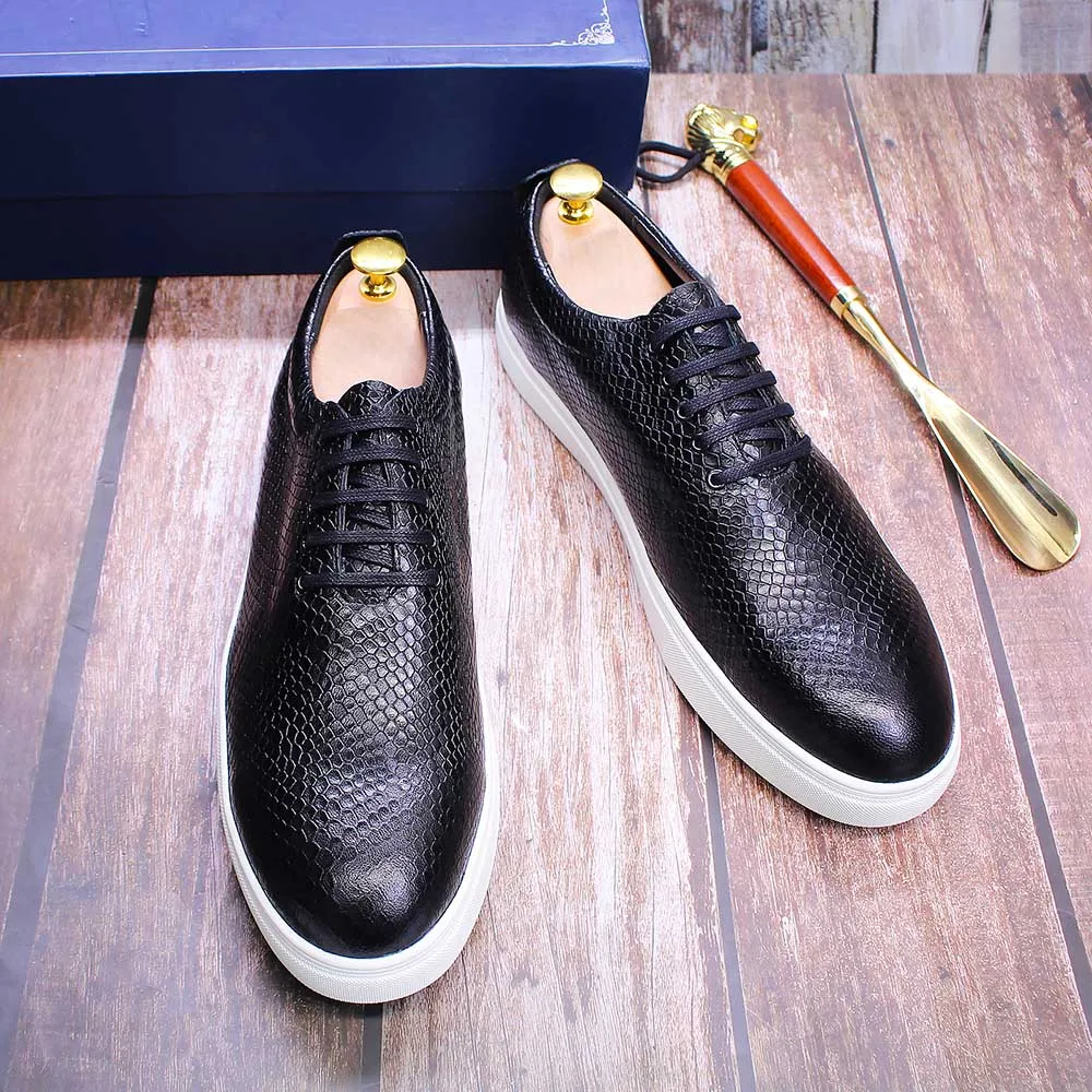 Mens Casual Shoes Calfskin Leather Black Fashion Designer Luxury Snake Print Street Shopping Flat Outdoor Travel Shoes for Men