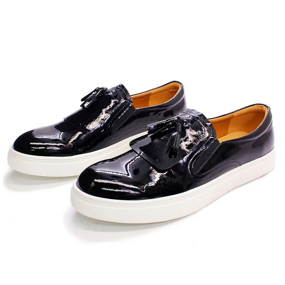 Genuine Patent Leather Casual Men Shoes Smooth Soft Sole Brand Tassel Shoes European Fashion Sport Sneakers 2022 New Arrival