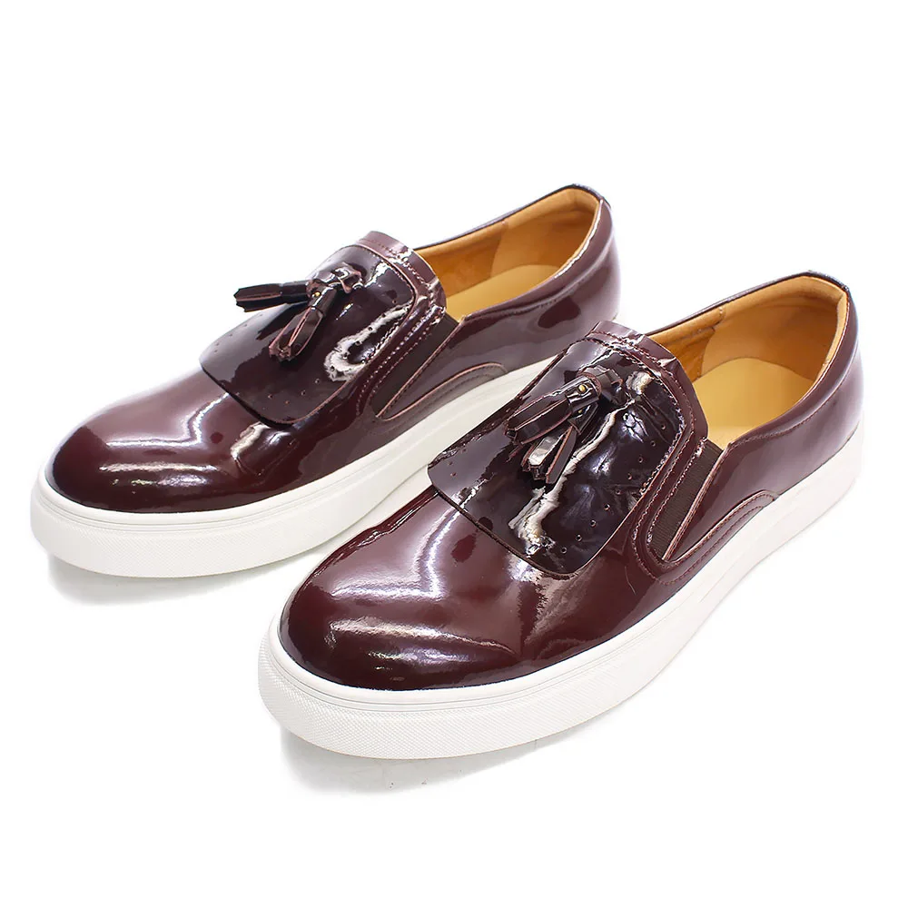 Genuine Patent Leather Casual Men Shoes Smooth Soft Sole Brand Tassel Shoes European Fashion Sport Sneakers 2022 New Arrival