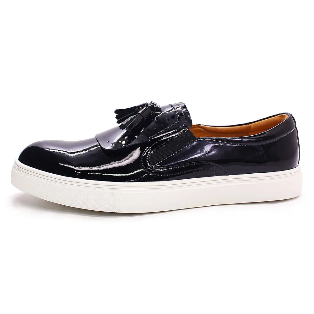 Genuine Patent Leather Casual Men Shoes Smooth Soft Sole Brand Tassel Shoes European Fashion Sport Sneakers 2022 New Arrival