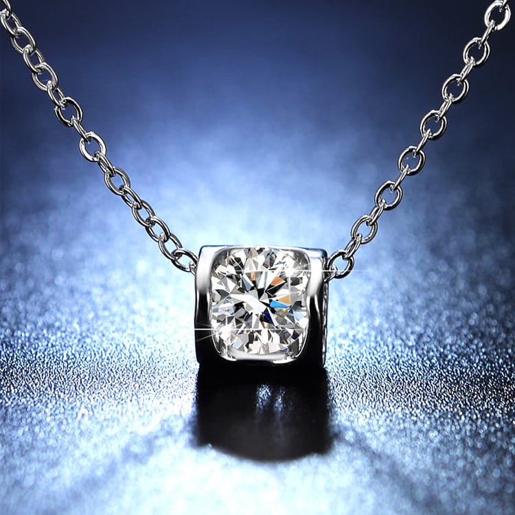 Q036 Moissanite necklace, collarbone chain