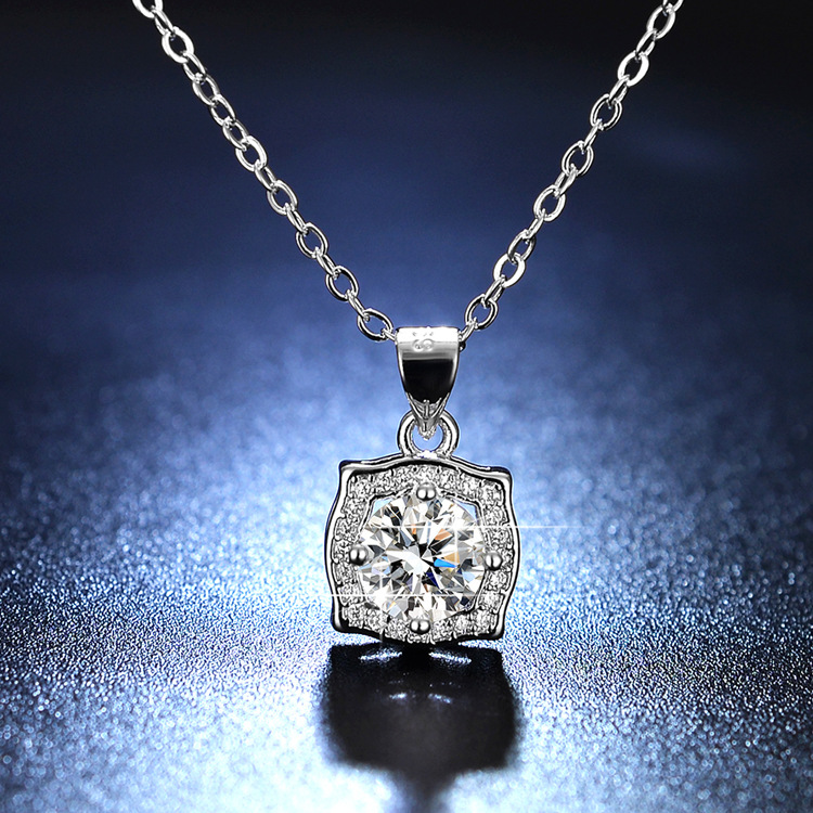 Q035 Moissanite necklace, collarbone chain