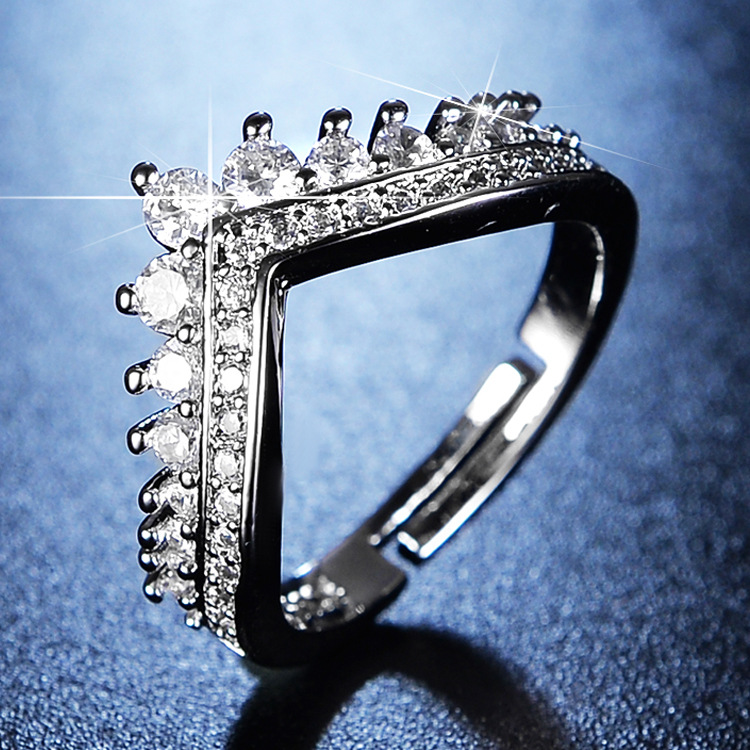 Crown ring Imitation Mosan diamond eight heart eight arrow ring classic six claw wedding ring manufacturers supply