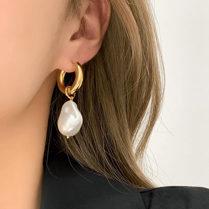 New Vintage Circle Drop Earrings Baroque Pearl Earrings Gold Color Round Earclip Women Temperament Elegant Jewelry Party Gifts