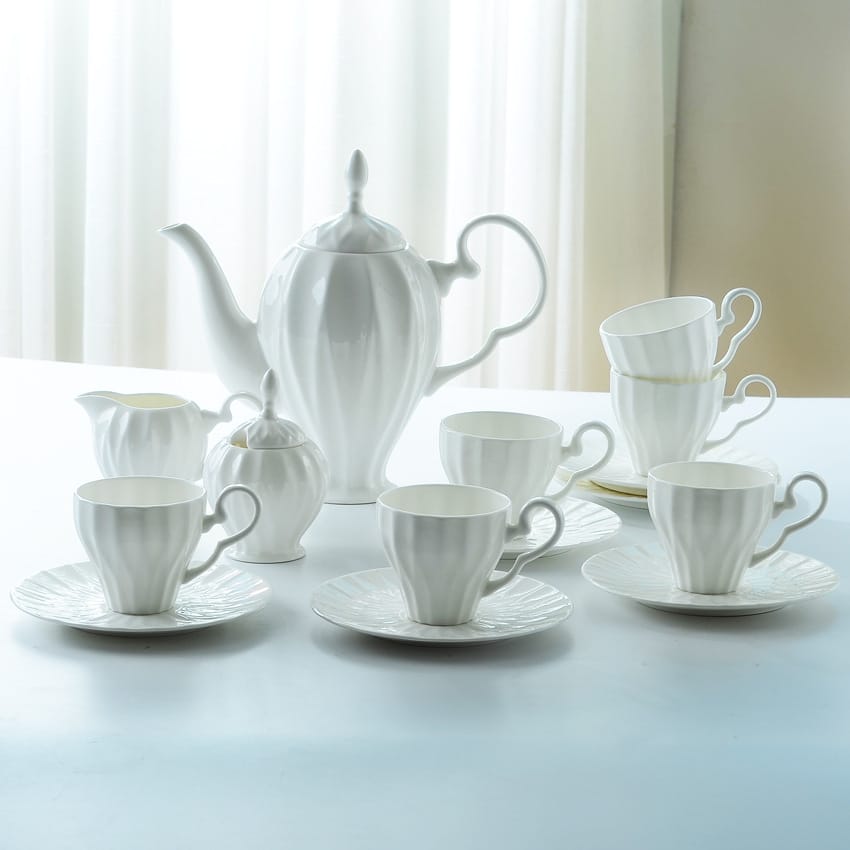 Tangshan bone China coffee set wholesale European 15 head coffee cup saucer set with English tea set afternoon