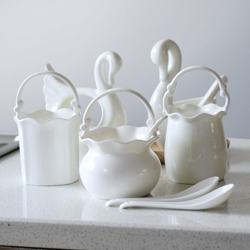 Bone China household tableware Ceramic pure white swan flower basket Chopsticks cage spoon chopsticks cylinder Chinese white hotel spoon