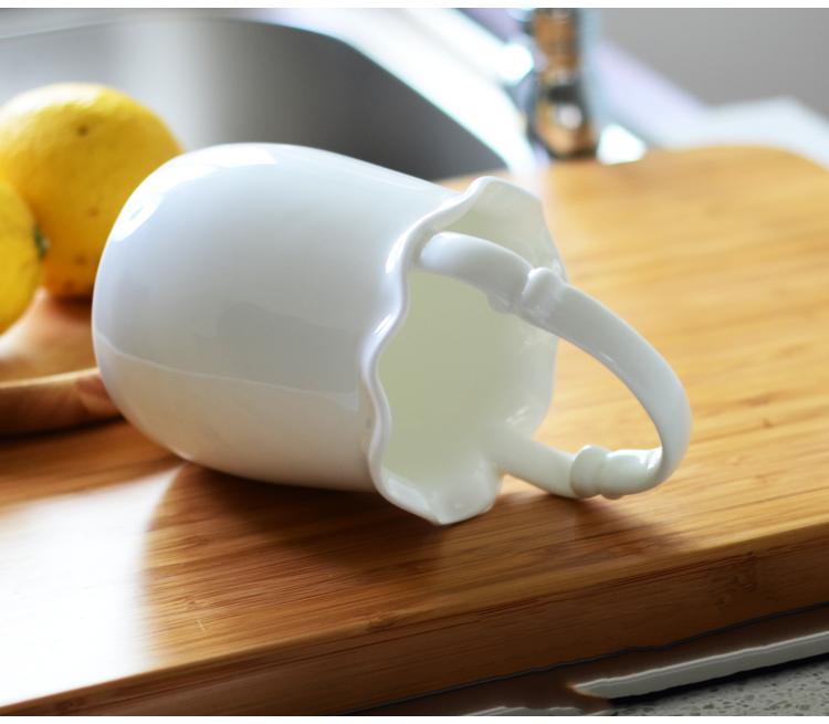 Bone China household tableware Ceramic pure white swan flower basket Chopsticks cage spoon chopsticks cylinder Chinese white hotel spoon