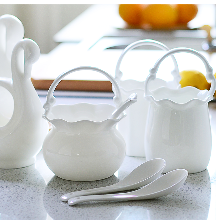 Bone China household tableware Ceramic pure white swan flower basket Chopsticks cage spoon chopsticks cylinder Chinese white hotel spoon
