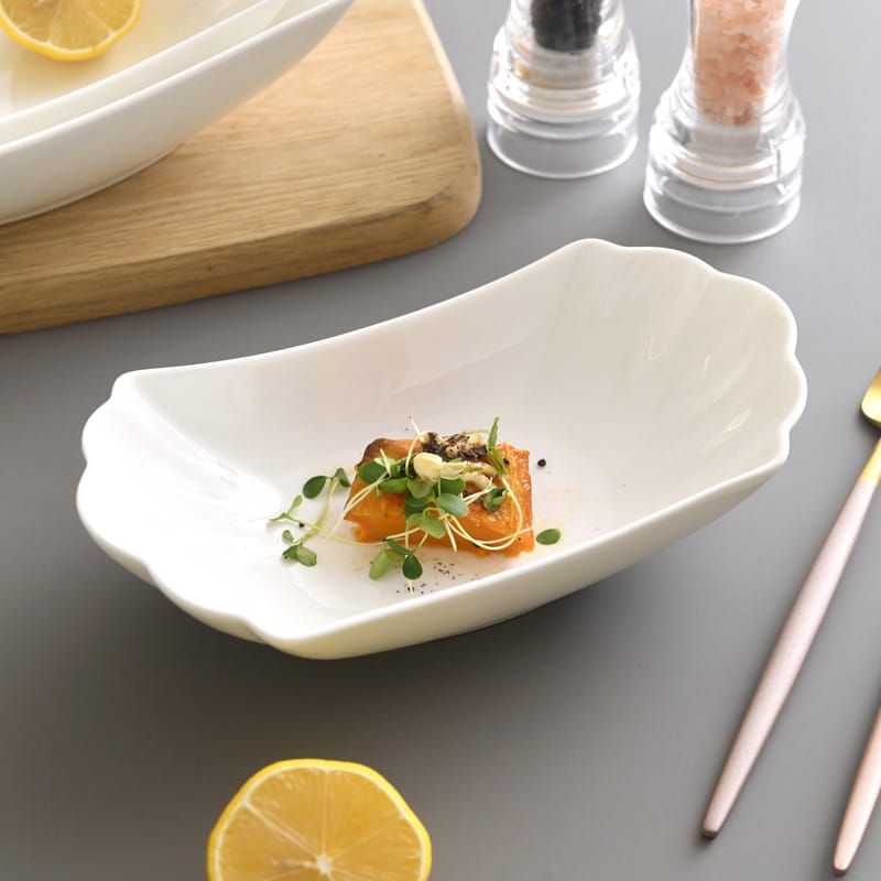 Fish plate Home Chinese dragon boat fish plate Oval creative personality ceramic dish high appearance level steamed fish plate plate