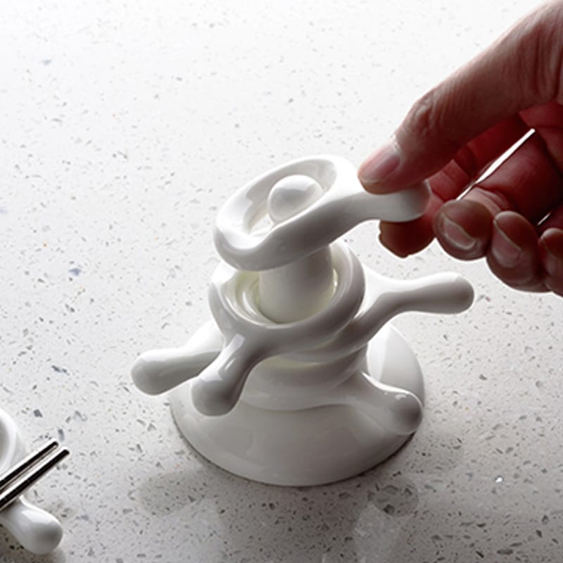 Ceramic spoon pad household double spoon chopsticks bone China chopsticks rack pure white hotel spoon rack wholesale
