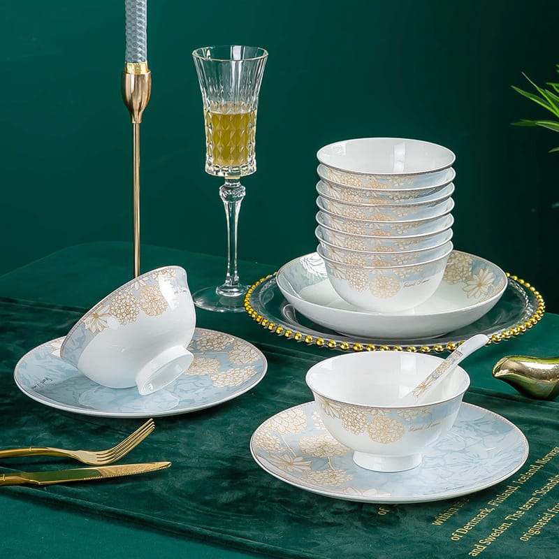 Jingdezhen ceramic tableware dish set Nordic bone China bowl plate stall wholesale bowl household set gift box
