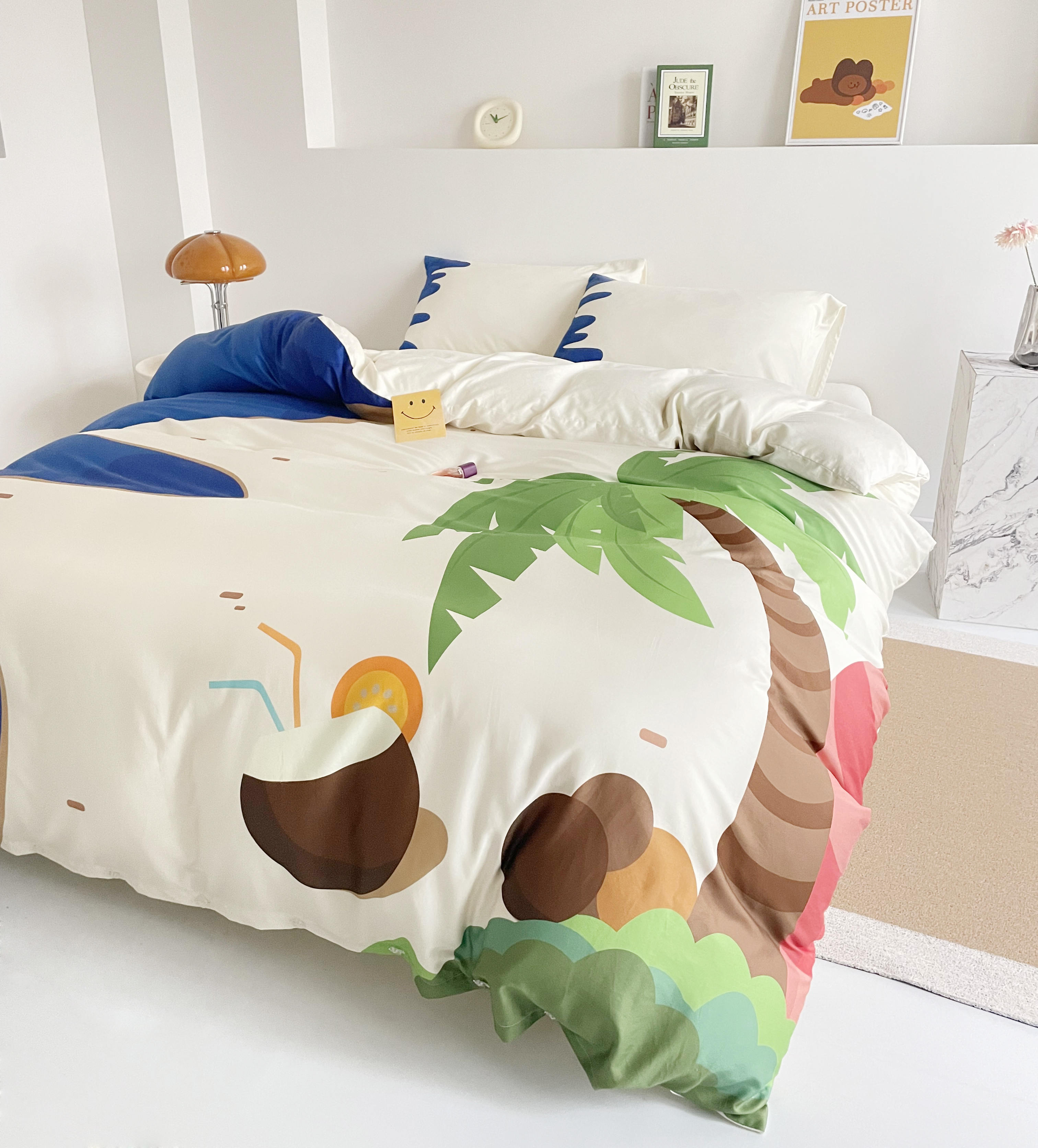 Cartoon style seaside bedding set