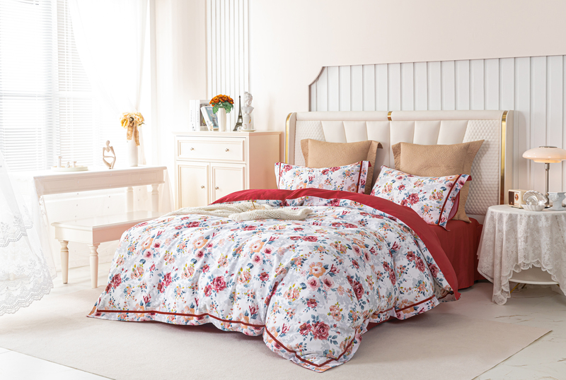  floral-patterned comforter
