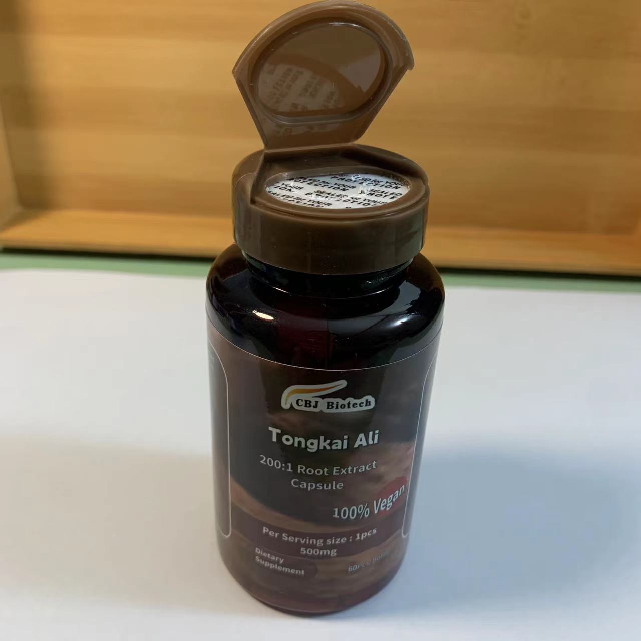 Tongkat ali root extract capsules