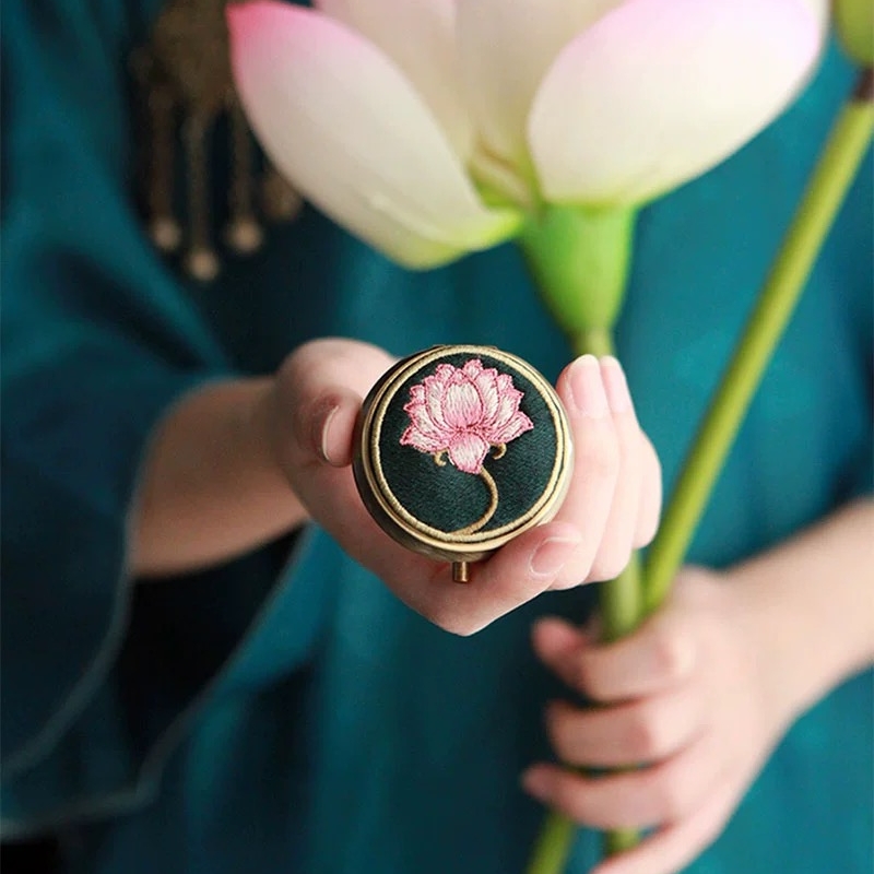 Lotus Fragrance solid perfume