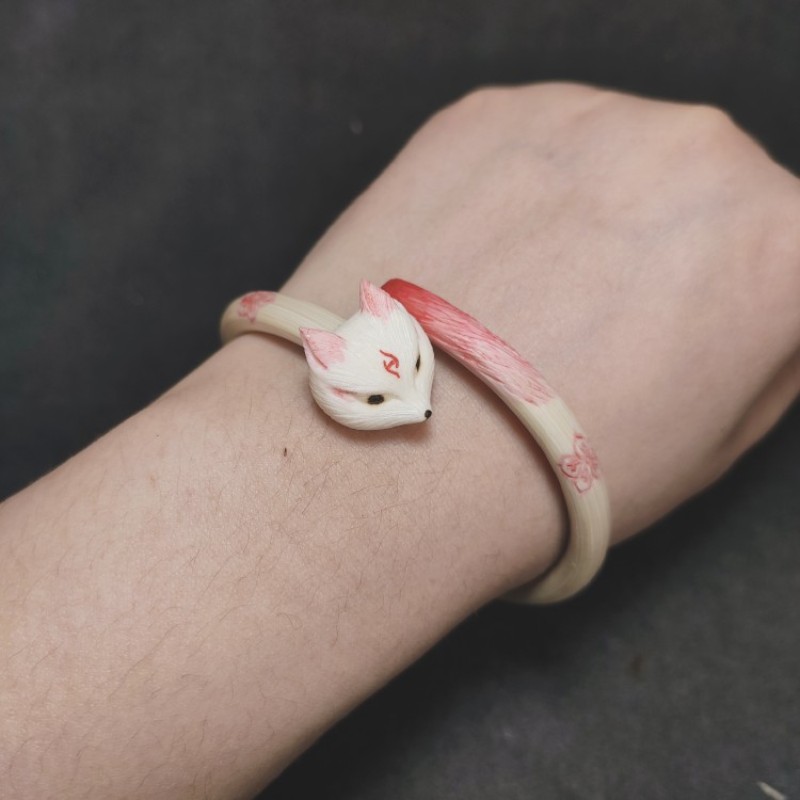 woodcarving bracelet white fox 
