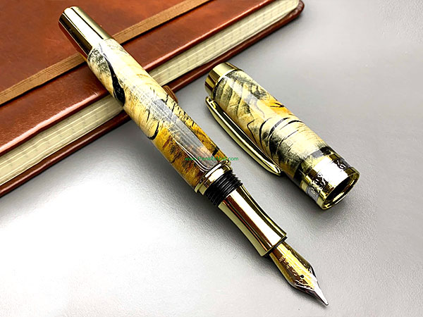 Handmade fountain pen