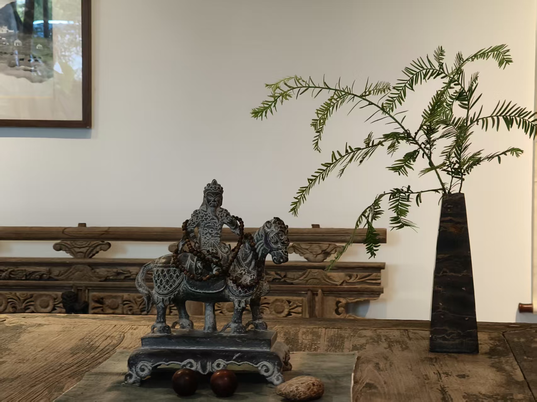 The Artistic Secrets of Carving: The Art of Selecting Materials