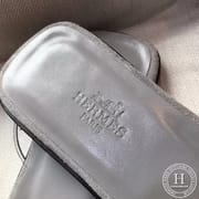H slippers in pearl grey glitter medium heel flat are available for pre order 35-40