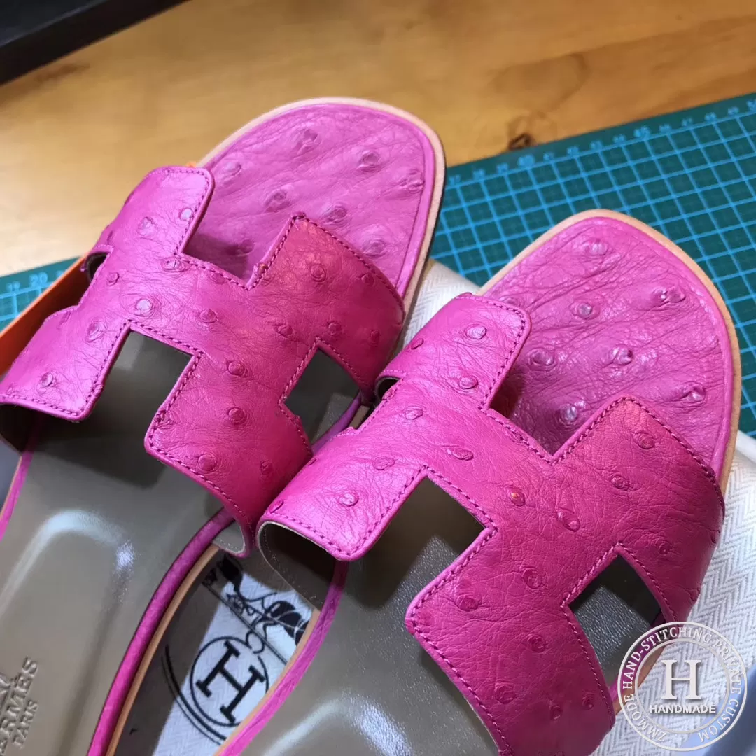 H Flat slipper Ostrich skin E5 Rose Tyrien 35-42 Reserved H Flat slipper Ostrich skin E5 Rose Tyrien 35-42 Reserved