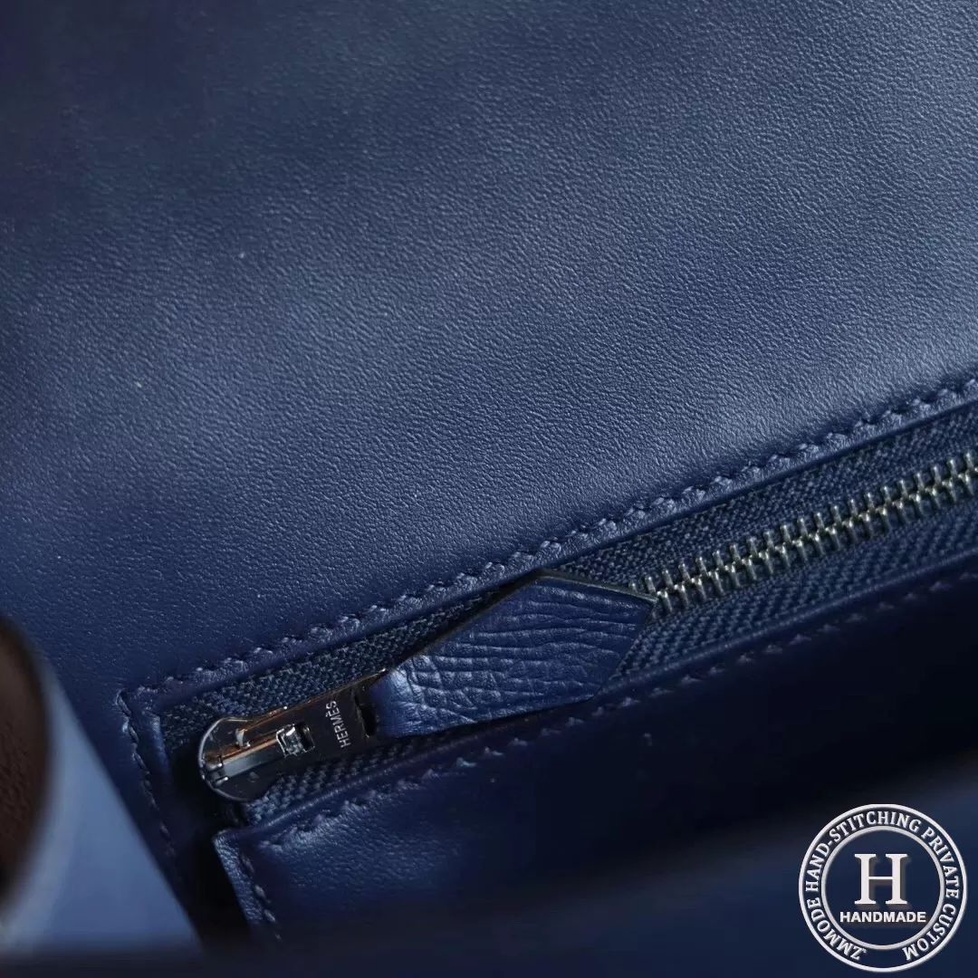 Constance 24 epsom M3 Blue encre PHW