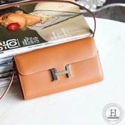 Constance to go epsom 37 gold PHW