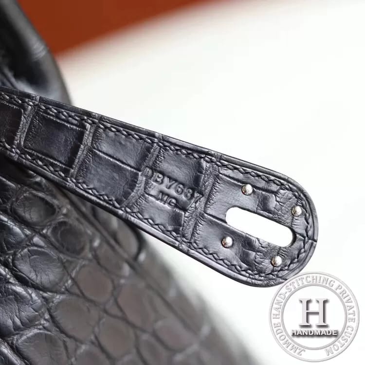 Lindy 30 89 Noir Matte (Alligator Crocodile）□