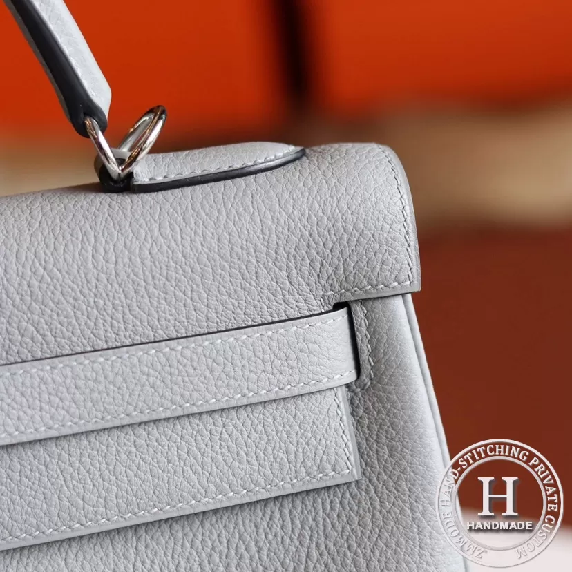 Hermes Kelly 32 Bag 4Z Gris Mouette Togo PHW/GHW