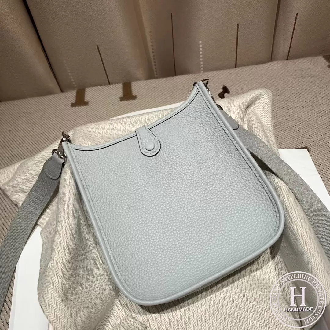 Hermes Evelyn 16cm Clemence Tc 10-9776 Hermes Evelyn 16cm Clemence Tc 10-9776