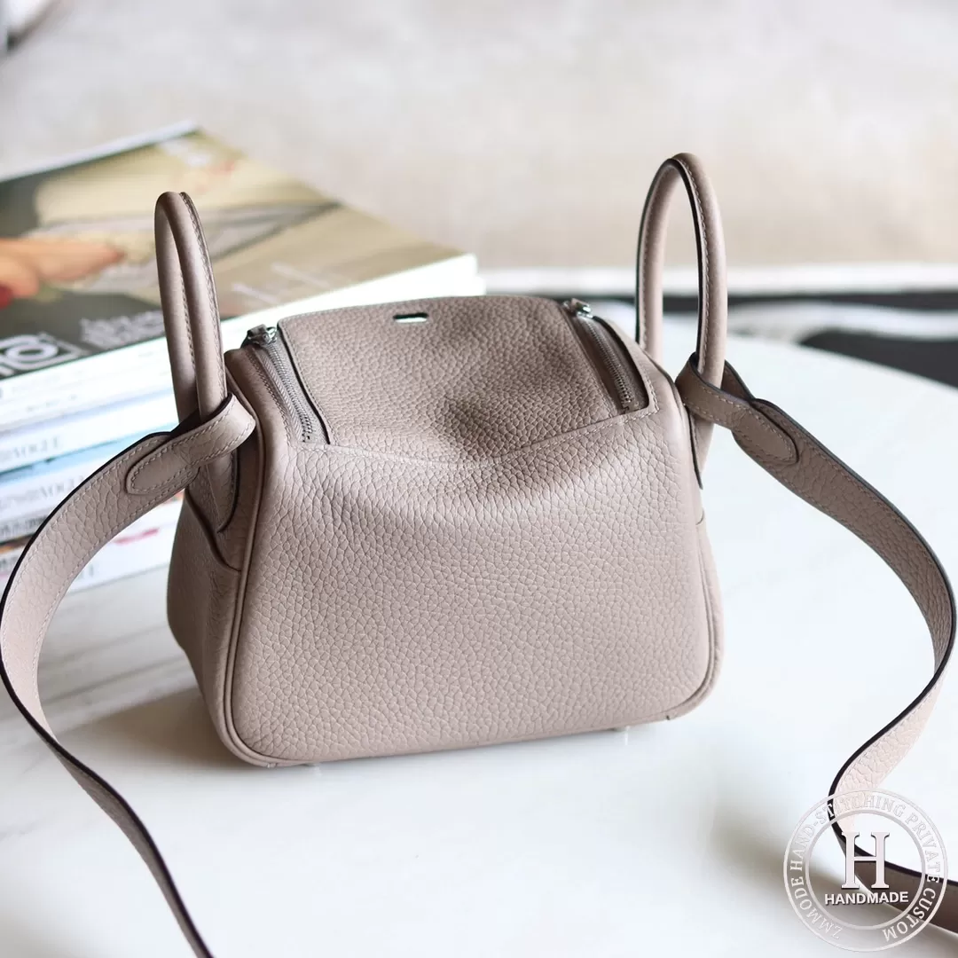 HERMES MINI LINDY 20 clemence TC M8 Gris asphalt HERMES MINI LINDY 20 clemence TC M8 Gris asphalt