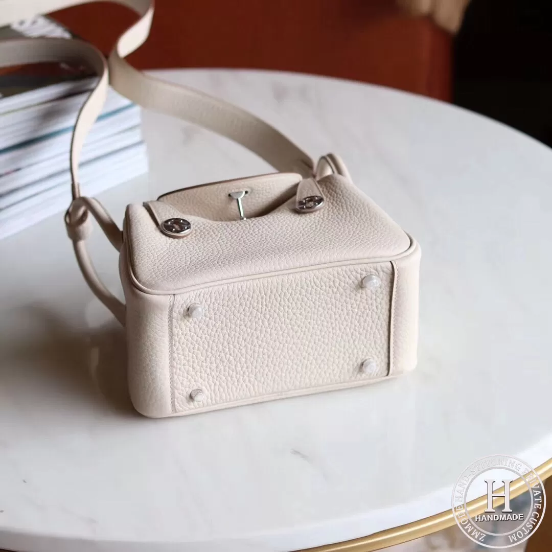 HERMES MINI LINDY 20 BAG TC 10 craie HERMES MINI LINDY 20 BAG TC 10 craie