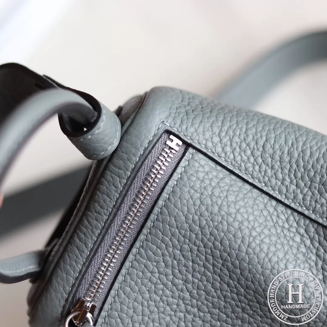 HERMES MINI LINDY 20 BAG TC 63 Vert amande