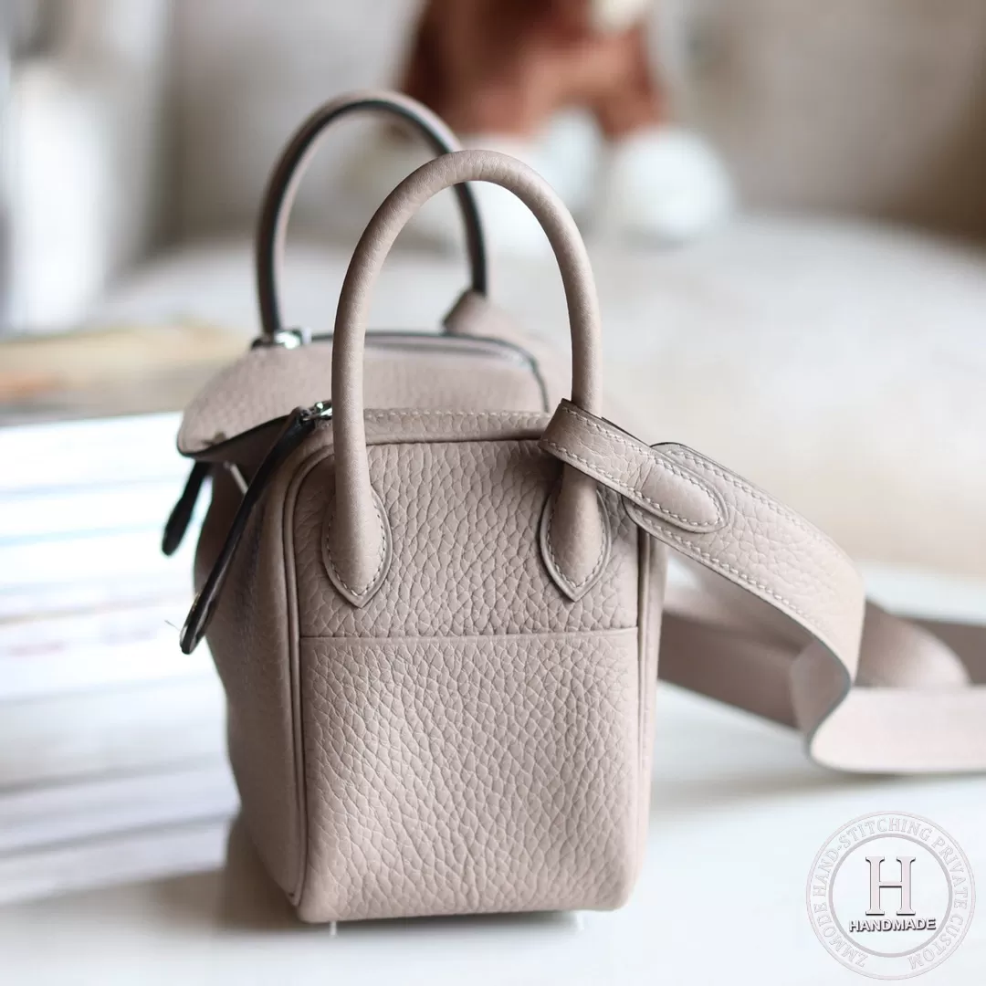 HERMES MINI LINDY 20 clemence TC M8 Gris asphalt HERMES MINI LINDY 20 clemence TC M8 Gris asphalt