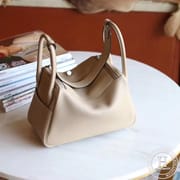lindy 26 Taurillon Clemence TC S2 Trench