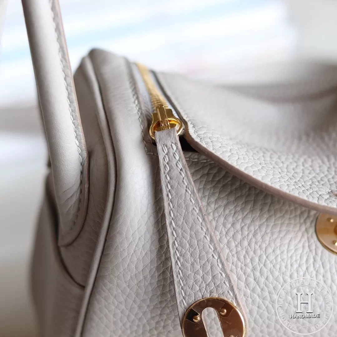 HERMES MINI LINDY 20 BAG  clemence TC 80 Pearl Grey